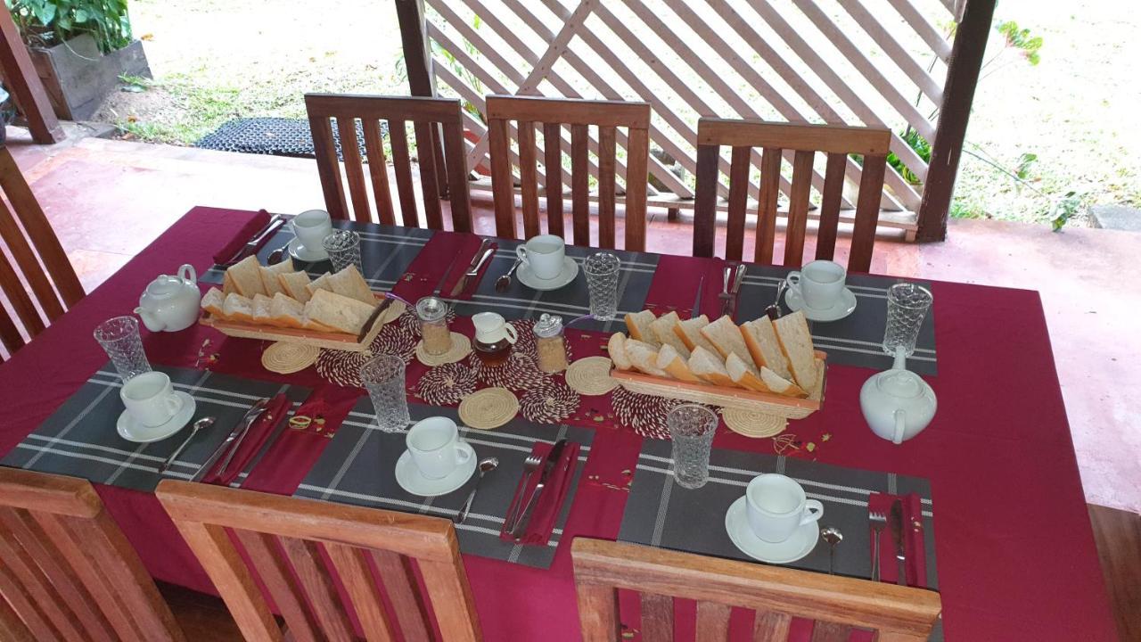 Bed and Breakfast Les Citronniers Ile Sainte-Marie Esterno foto