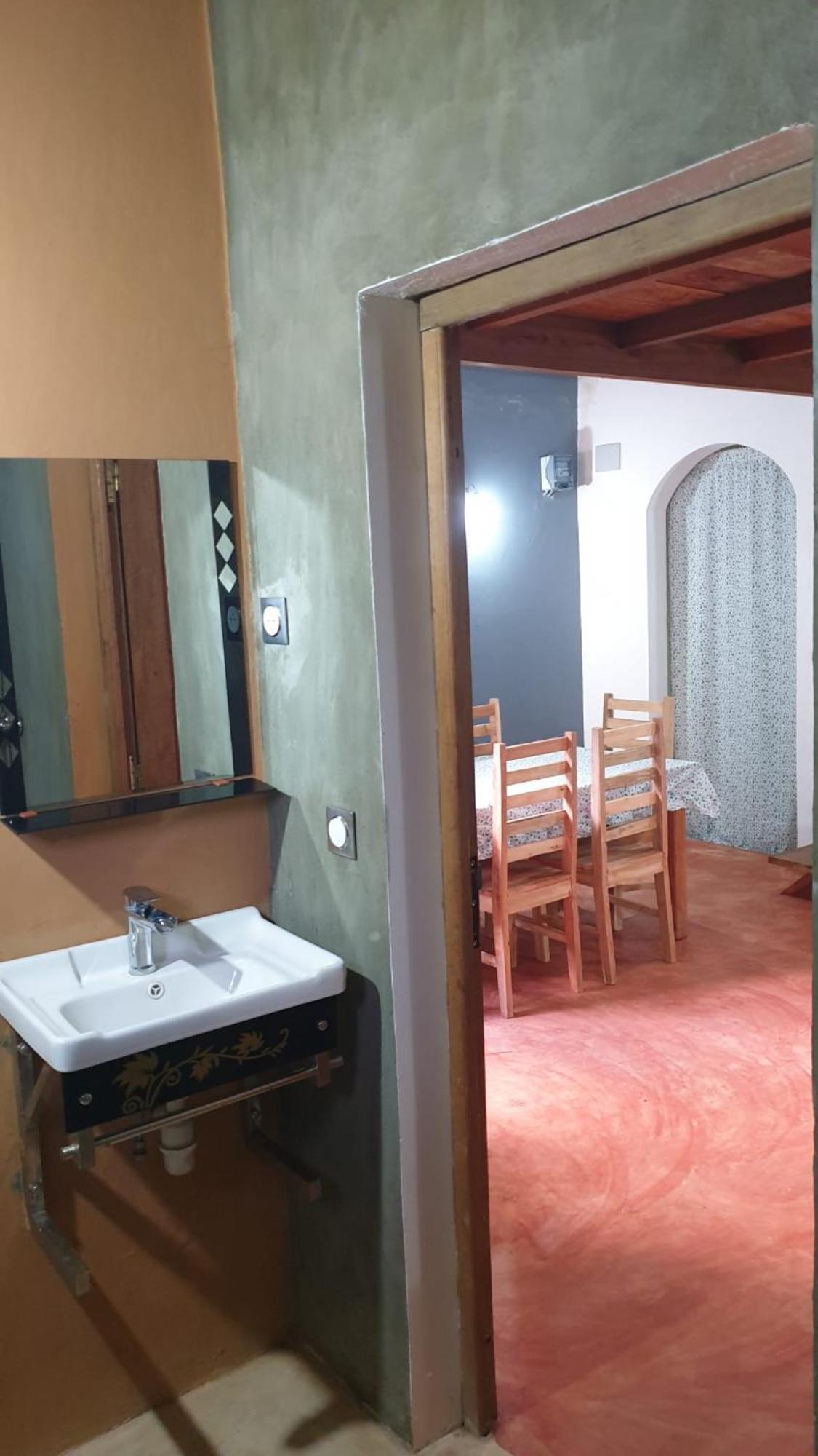 Bed and Breakfast Les Citronniers Ile Sainte-Marie Esterno foto
